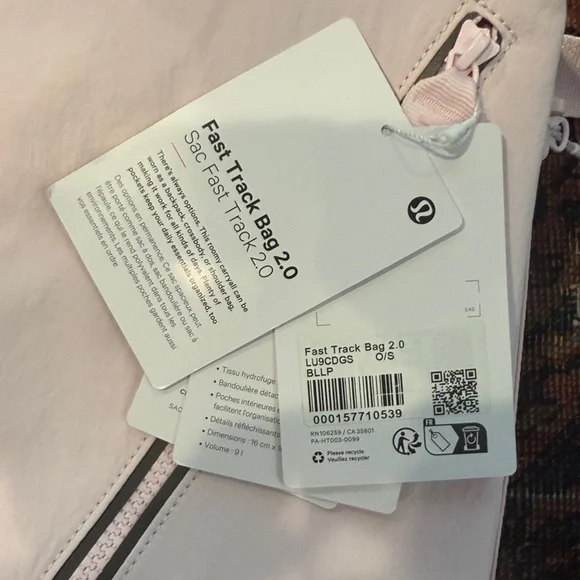 NWT Lululemon Fast Track Bag 2.0 Light Pink - Picture 2 of 4